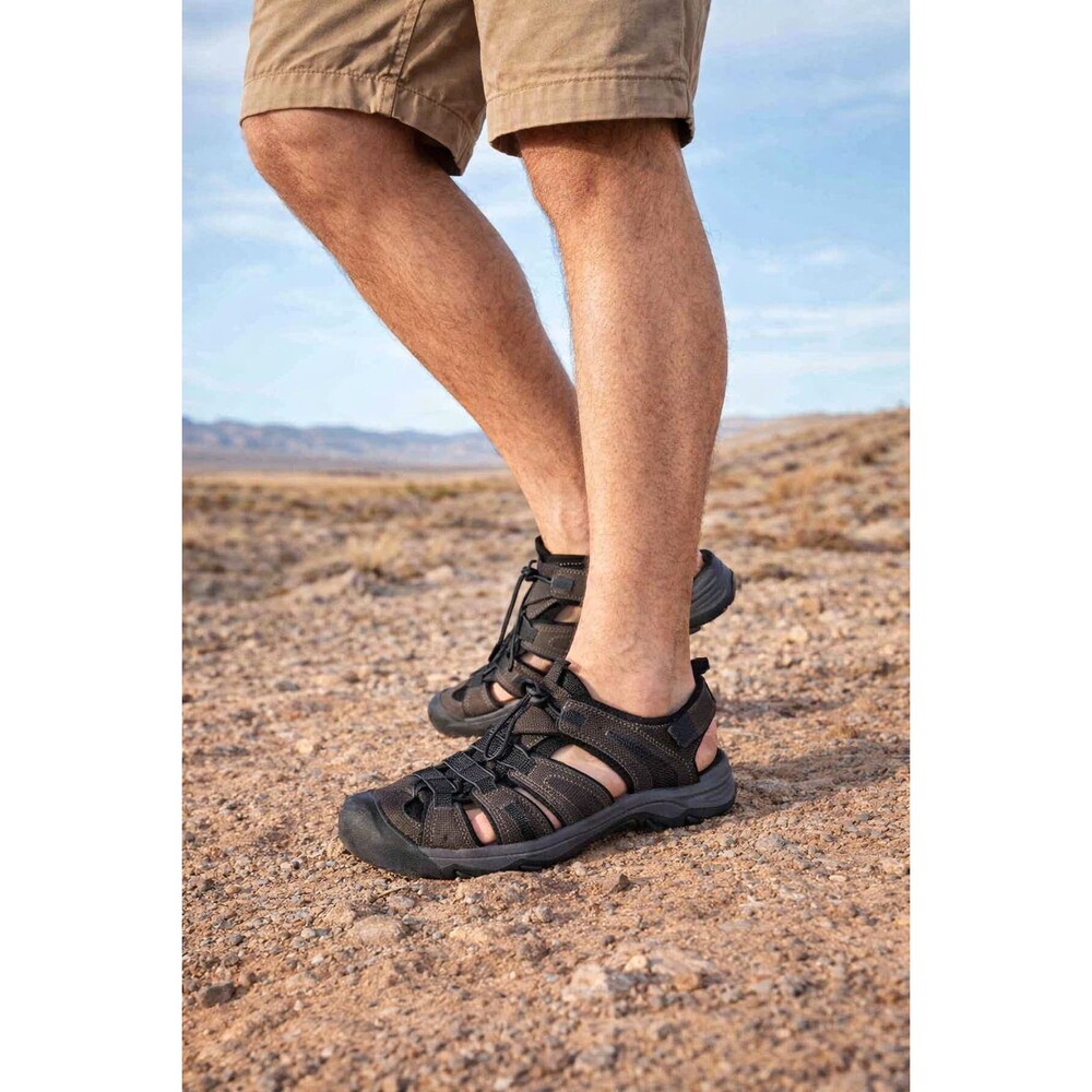 Adventuridge Men's Trekking Sandals / Water Hiking Trail Brown Size 9 New w/Box